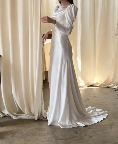Gorgeous Square Neck Wedding Dress Long Sleeve Satin A-Line Bridal Dress GG6677