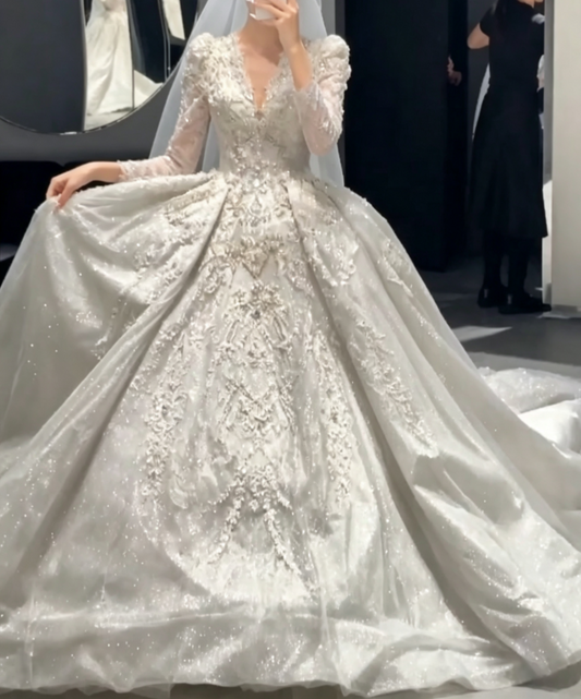 Exquisite V Neck Wedding Dress Long Sleeve Beaded A-Line Bridal Dress GG6683