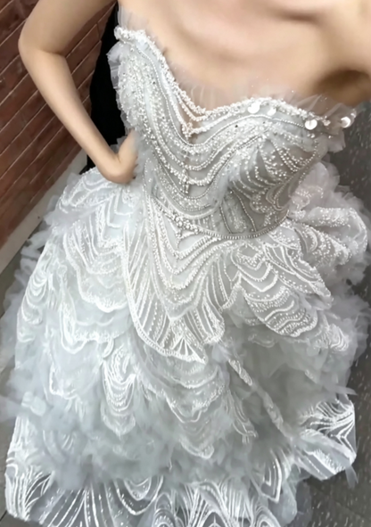Exquisite Strapless Sequins Wedding Dress Beading Tulle A-Line Bridal Dress GG6696