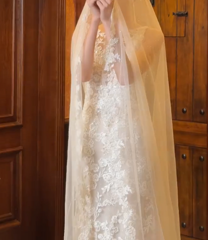 Chic V Neck Sequins Wedding Dress Appliques Mermiad Bridal Dress GG6702