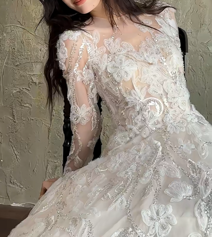Sleek Illusion Neck Sequins Wedding Dress Long Sleeve Appliques A-Line Bridal Dress GG6703
