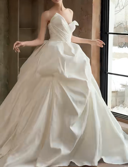 Classical Strapless Ruched Wedding Dress Satin A-Line Bridal Dress GG6705