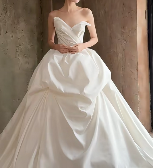 Classical Strapless Ruched Wedding Dress Satin A-Line Bridal Dress GG6705
