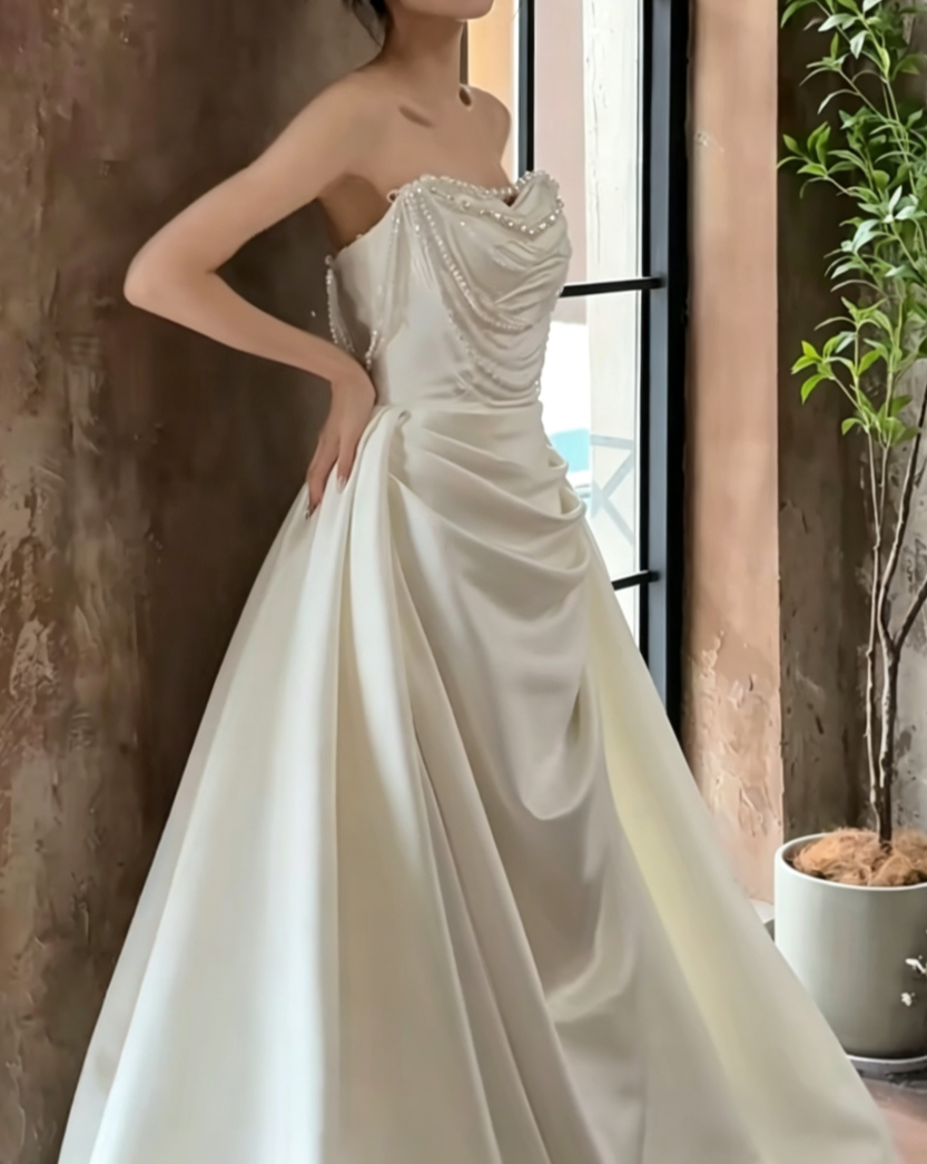 Classical Off-Shoulder Satin Wedding Dress Beading A-Line Bridal Dress GG6707