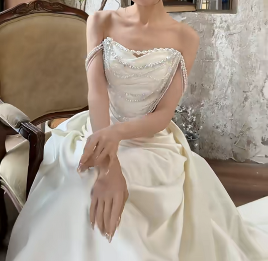 Classical Off-Shoulder Satin Wedding Dress Beading A-Line Bridal Dress GG6707