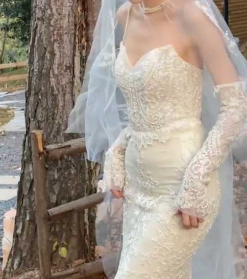 Attractive Strapless Appliques Wedding Dress Sequins Mermiad Bridal Dress GG6711