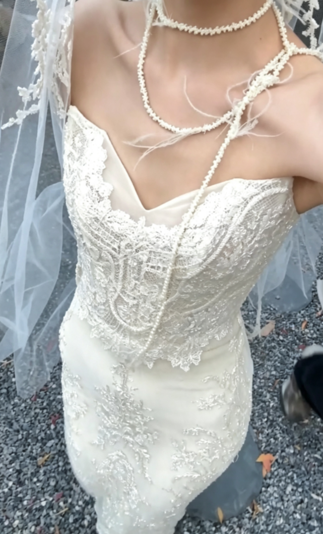 Attractive Strapless Appliques Wedding Dress Sequins Mermiad Bridal Dress GG6711