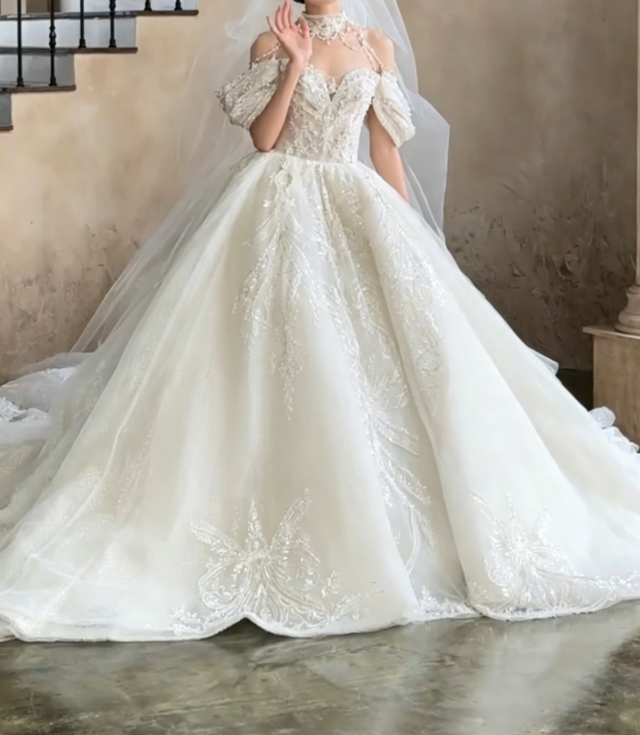 Fascinating Off-Shoulder Wedding Dress Sequins Beading A-Line Bridal Dress GG6714