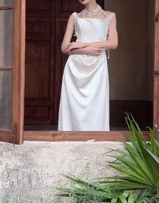 Glam Spaghetti Straps Wedding Dress Draped Satin Mermiad Bridal Dress GG6715