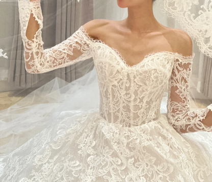 Romantic Off-Shoulder Lace Wedding Dress Long Sleeve A-Line Bridal Dress GG6719