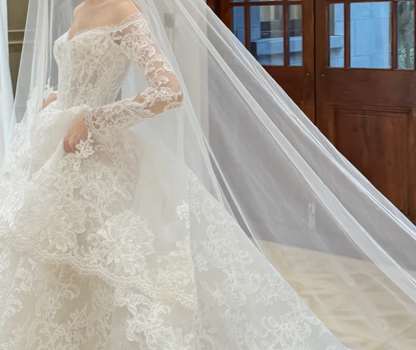 Romantic Off-Shoulder Lace Wedding Dress Long Sleeve A-Line Bridal Dress GG6719
