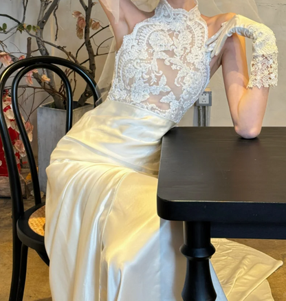 Trendy Halter Neck Wedding Dress Lace Bodice Satin Mermiad Bridal Dress GG6720
