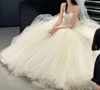 Elegant Strapless Wedding Dress Tulle A-Line Bridal Dress GG6729