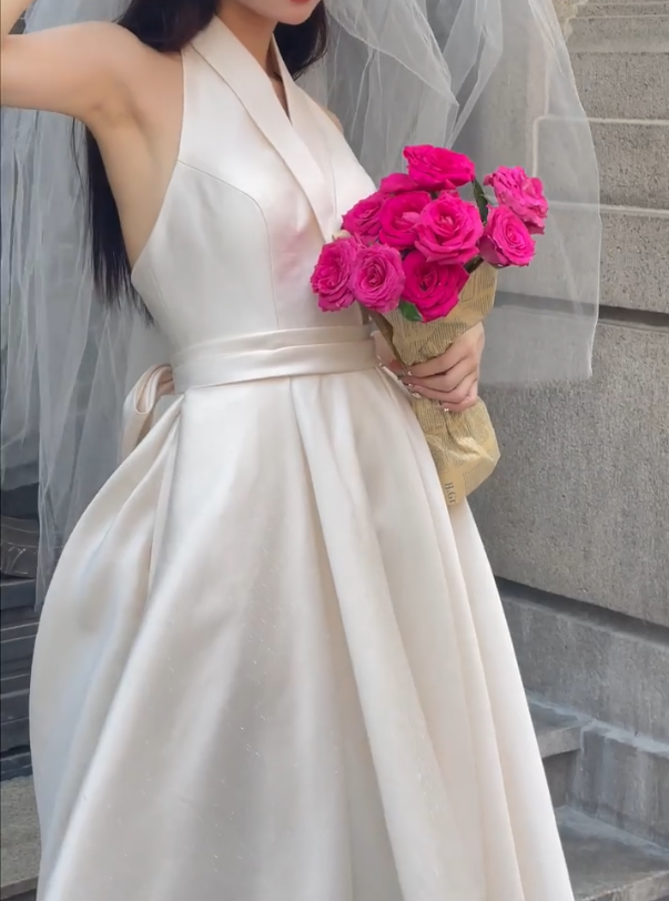 Lovely Strapless Wedding Dress Satin Bow A-Line Bridal Dress GG6731
