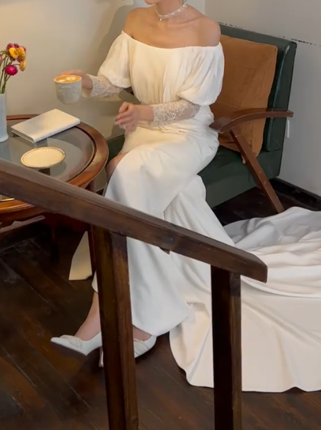 Vintage Off-Shoulder Slit Wedding Dress Long Sleeve Mermiad Bridal Dress GG6741