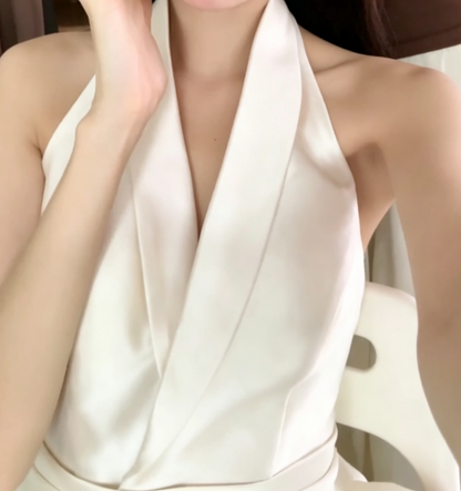 Graceful Halter Neck Wedding Dress Satin A-Line Bridal Dress GG6748