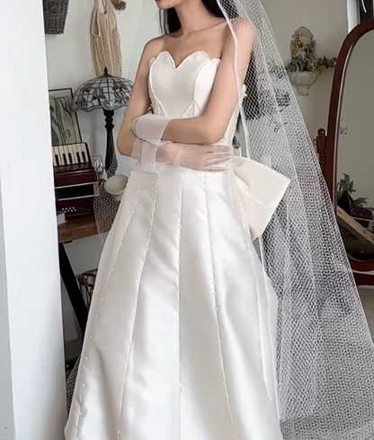 Glam Strapless Bow Wedding Dress Satin Beads A-Line Bridal Dress GG6750