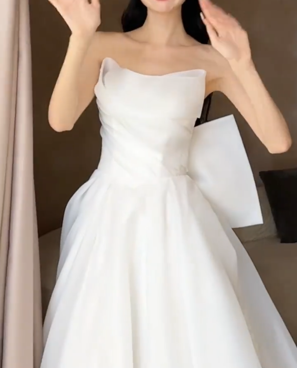 Unique Strapless Bow Wedding Dress Satin A-Line Bridal Dress GG6755