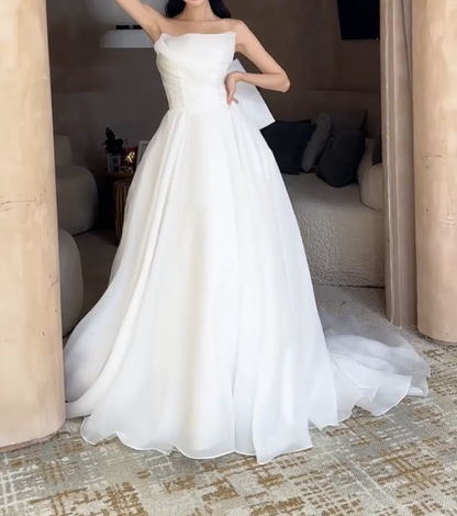 Unique Strapless Bow Wedding Dress Satin A-Line Bridal Dress GG6755