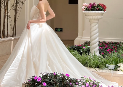 Chic Sweetheart Neck Wedding Dress Ruffles Floral A-Line Bridal Dress GG6756