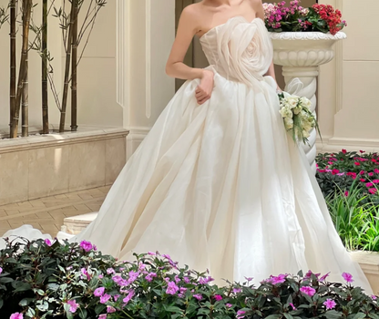 Chic Sweetheart Neck Wedding Dress Ruffles Floral A-Line Bridal Dress GG6756