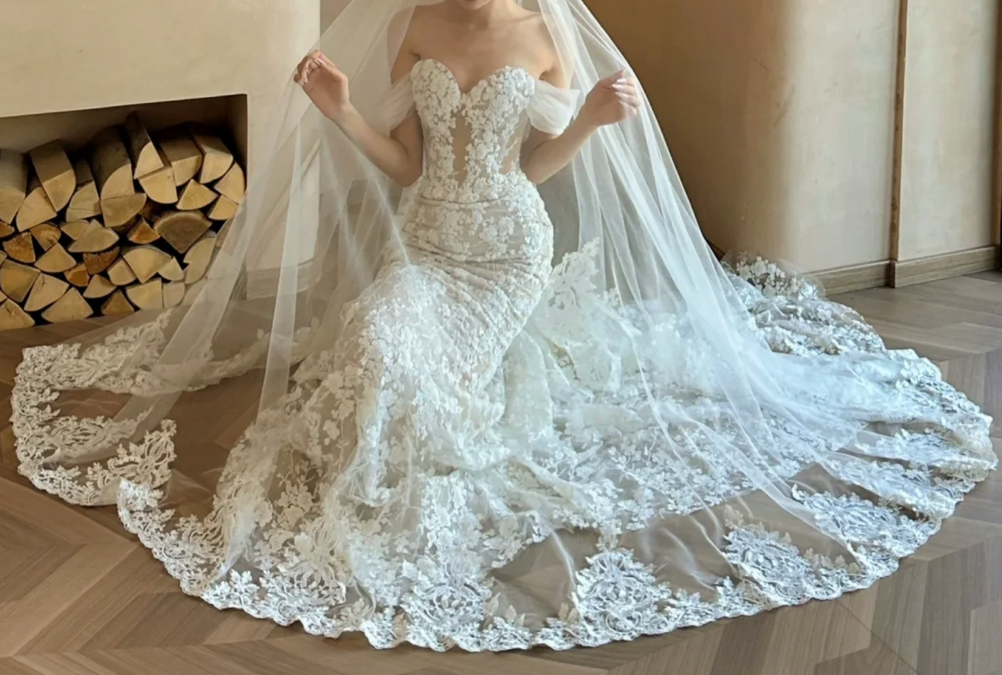Graceful Off-Shoulder Wedding Dress Appliques Sequins Mermiad Bridal Dress GG6758