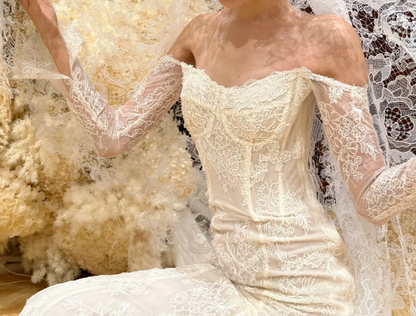 Trendy Off-Shoulder Wedding Dress Lace Long Sleeve Mermaid Bridal Dress GG6768