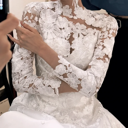 Alluring High Collar Appliques Wedding Dress Long Sleeve Satin A-Line Bridal Dress GG6771