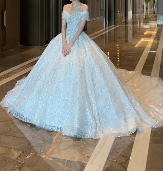 Graceful Off-Shoulder Sequins Wedding Dress Beading A-Line Bridal Dress GG6780