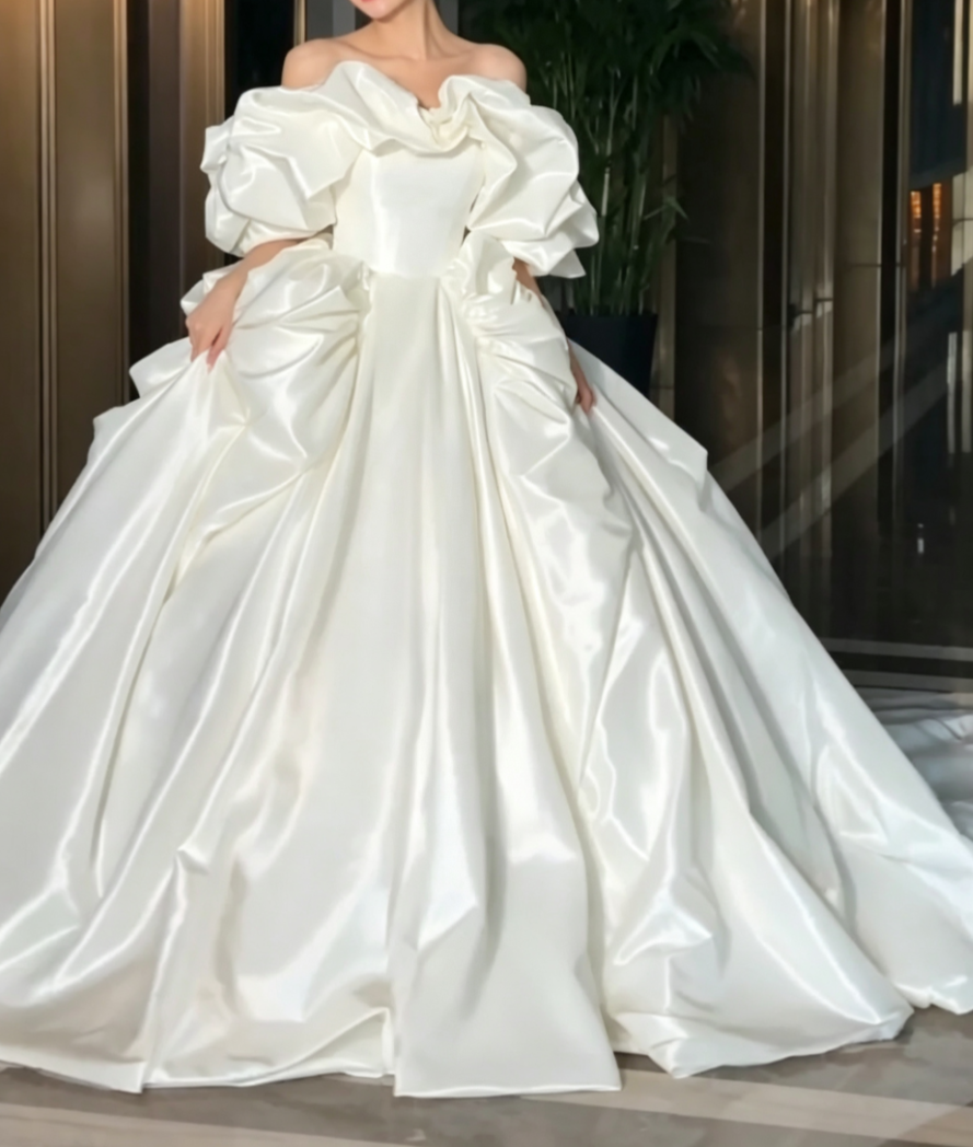 Unique Off-Shoulder Ruffles Wedding Dress Tiered Satin A-Line Bridal Dress GG6783