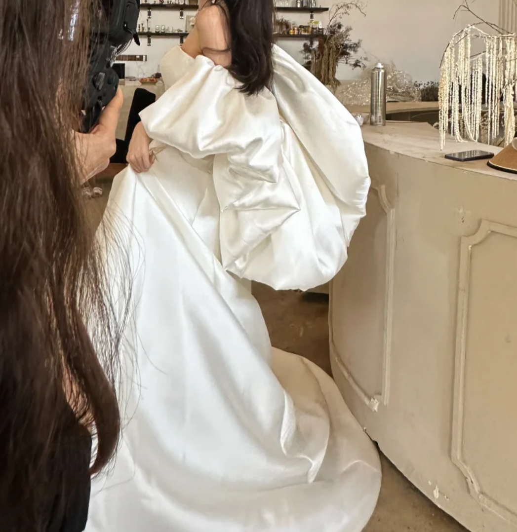 Attractive Strapless Satin Wedding Dress With Shawl A-Line Bridal Dress GG6786