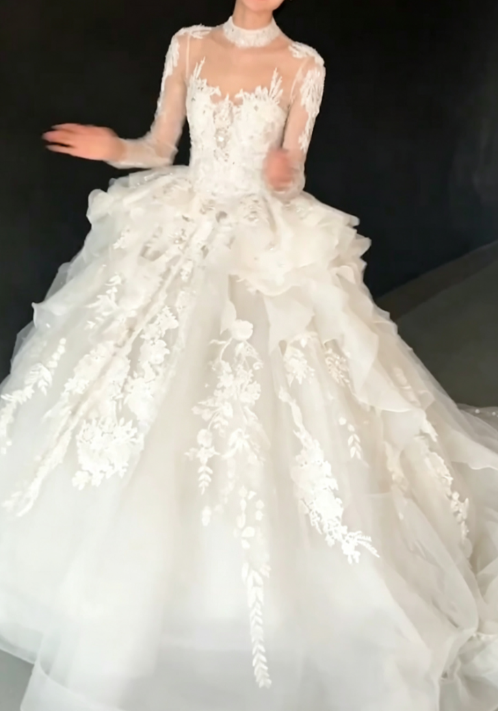 Enchanting High Collar Tulle Wedding Dress Long Sleeve Appliques A-Line Bridal Dress GG6790