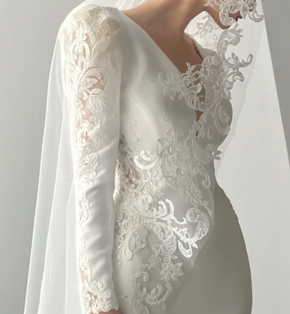 Retro V Neck Appliques Wedding Dress Long Sleeve A-Line Bridal Dress GG6794