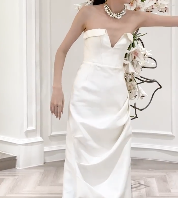 Graceful Strapless Slit Wedding Dress Satin Mermiad Bridal Dress GG6797