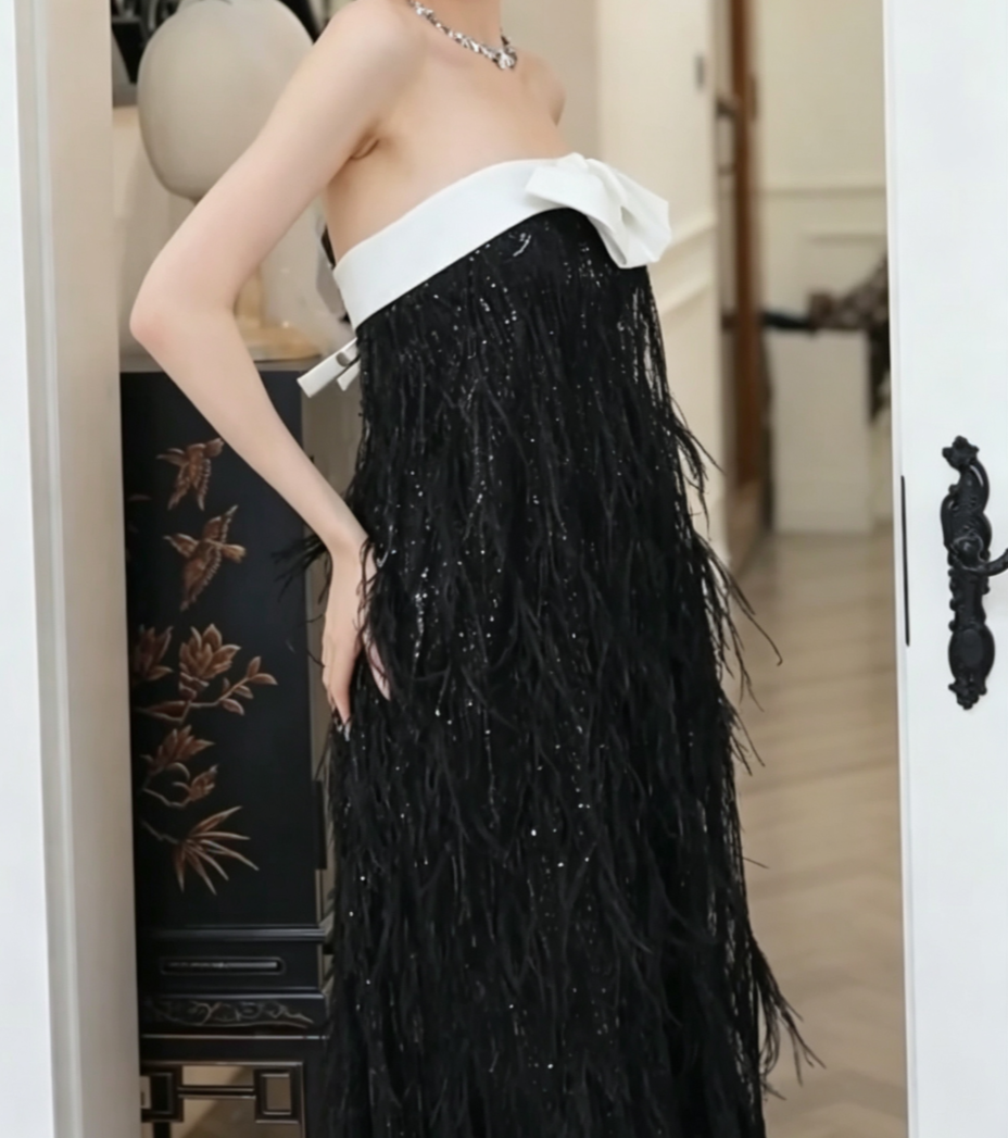 Glittering Strapless Black Prom Dress Feather Sequins Sheath Formal Dress GG6799