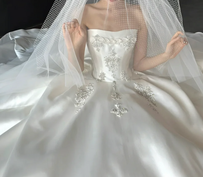 Alluring Strapless Satin Wedding Dress Beading A-Line Bridal Dress GG6800