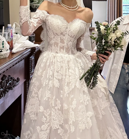 Ornate Off-Shoulder Wedding Dress Long Sleeve Lace A-Line Bridal Dress GG6805