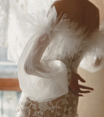 Charming Off-Shoulder Feather Wedding Dress Long Sleeve Lace A-Line Bridal Dress GG6808