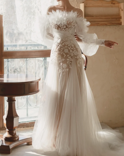 Charming Off-Shoulder Feather Wedding Dress Long Sleeve Lace A-Line Bridal Dress GG6808