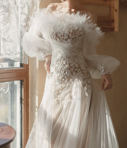 Charming Off-Shoulder Feather Wedding Dress Long Sleeve Lace A-Line Bridal Dress GG6808