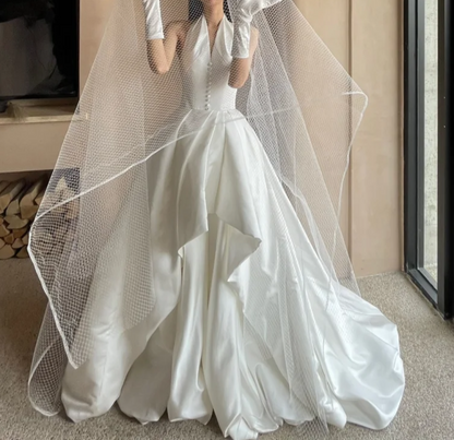 Romantic Halter Neck Wedding Dress Satin A-Line Bridal Dress GG6811