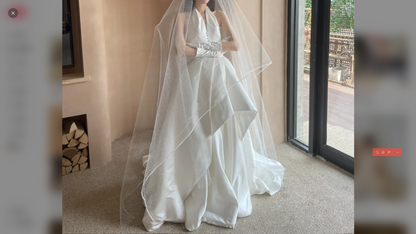 Romantic Halter Neck Wedding Dress Satin A-Line Bridal Dress GG6811