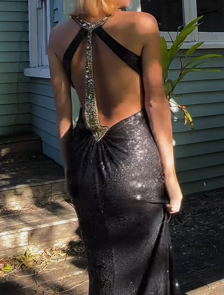 Vintage Halter Neck Crystals Prom Dress Black Sequins Mermaid Formal Dress GG6837