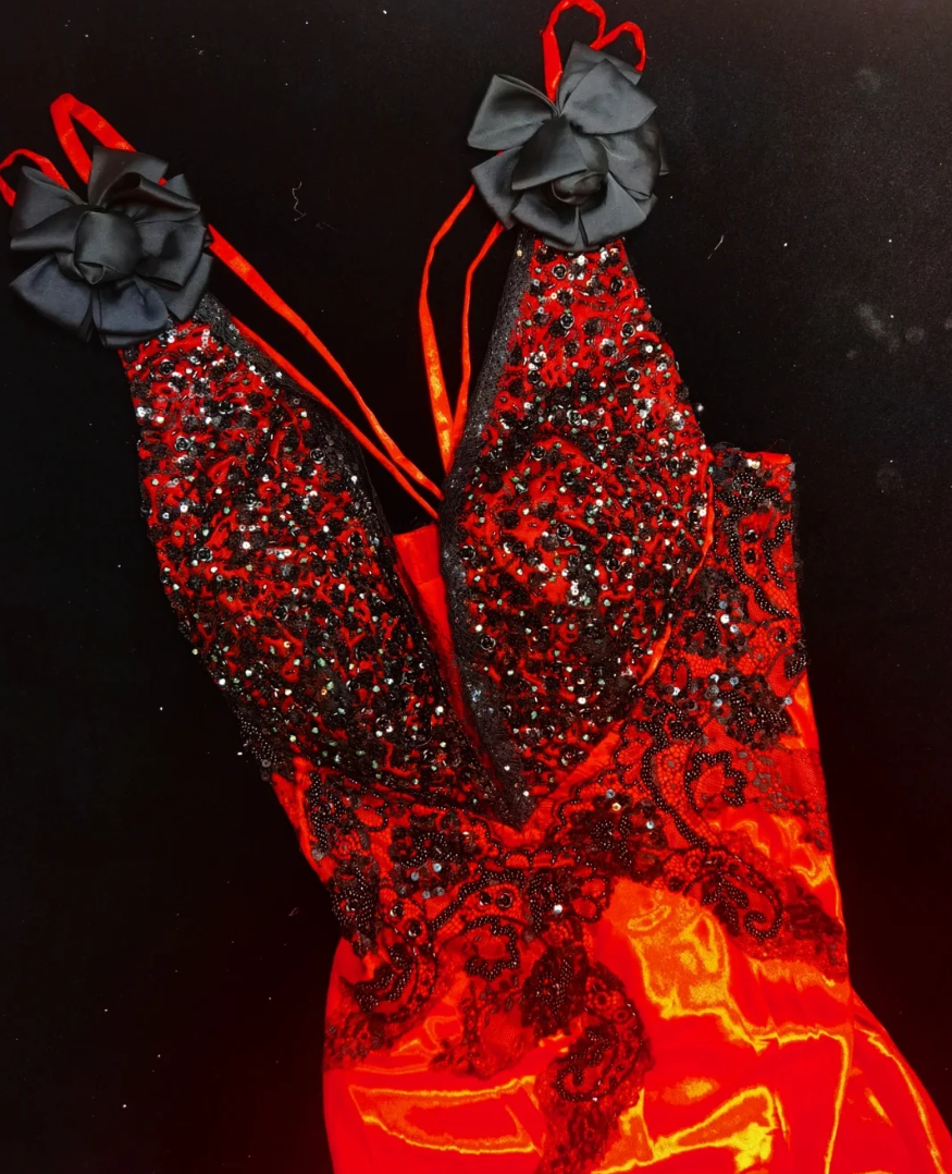 Ornate V Neck Red Prom Dress Sequins Lace Mermaid Formal Dress GG6908