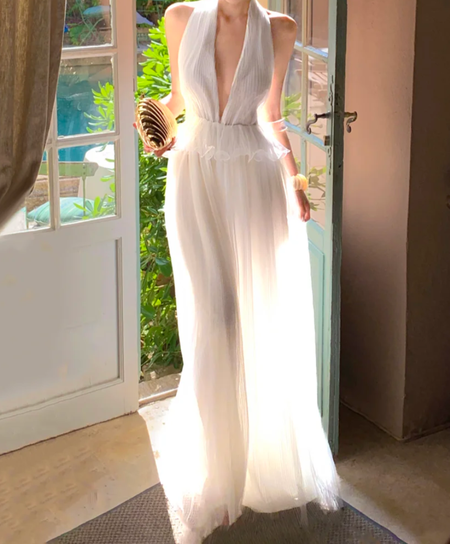 Graceful Halter Neck White Prom Dress Ruffles Backless A-Line Formal Dress GG6936