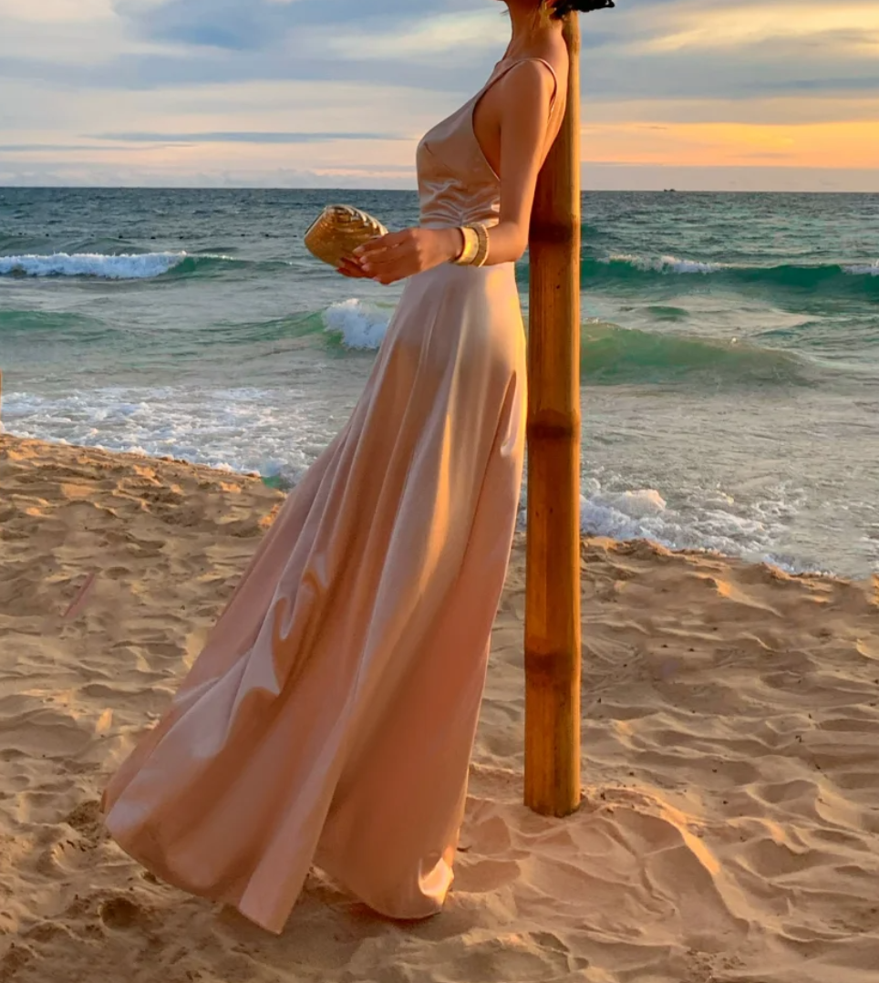 Classical Spaghetti Strap Champagne Prom Dress Satin Backless A-Line Formal Dress GG6959