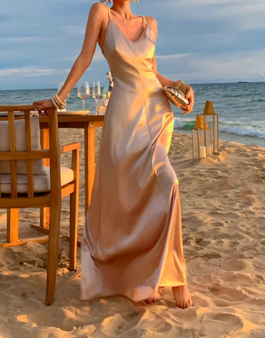 Classical Spaghetti Strap Champagne Prom Dress Satin Backless A-Line Formal Dress GG6959