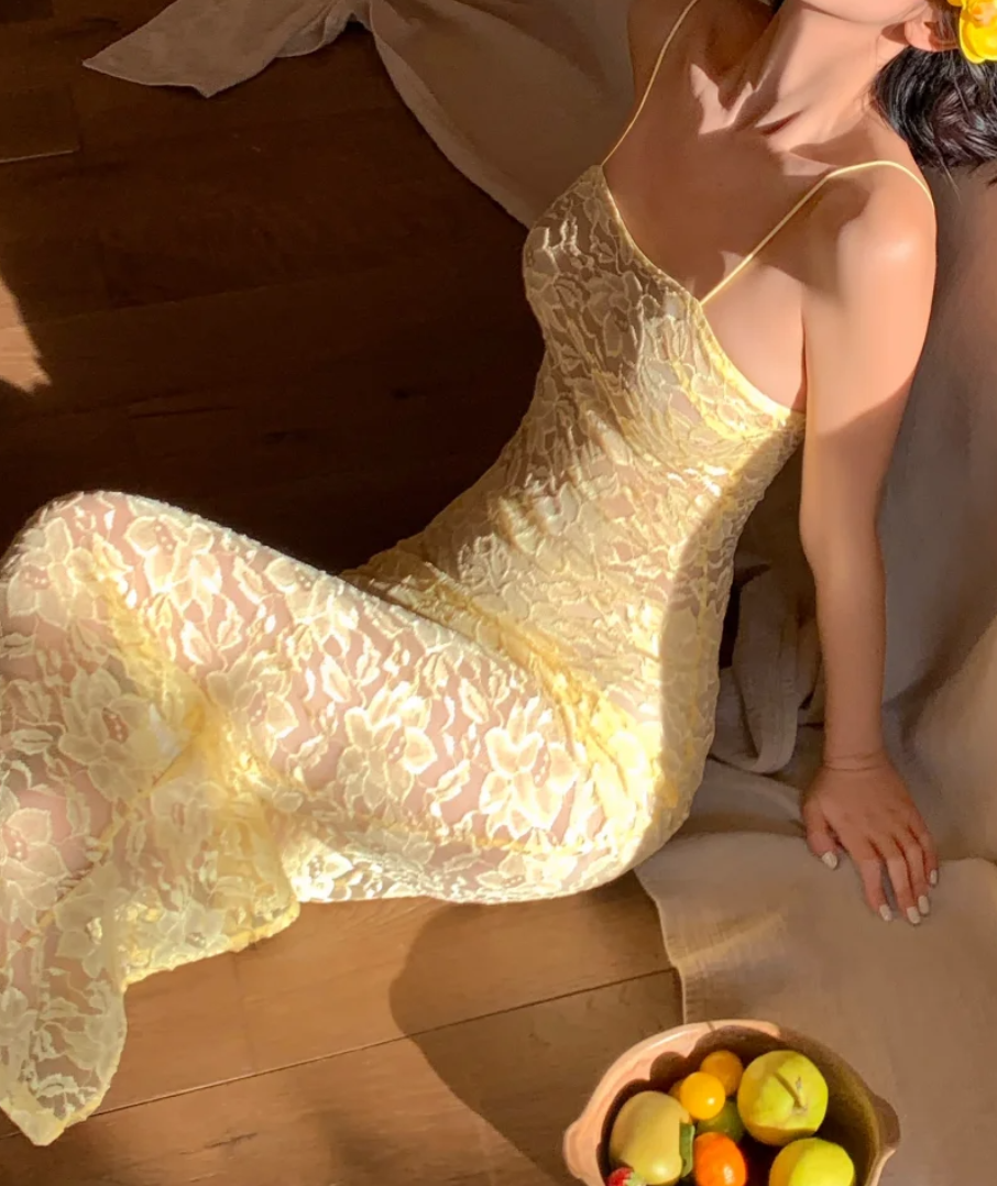 Sleek Spaghetti Strap Yellow Prom Dress Lace Mermaid Formal Dress GG6962