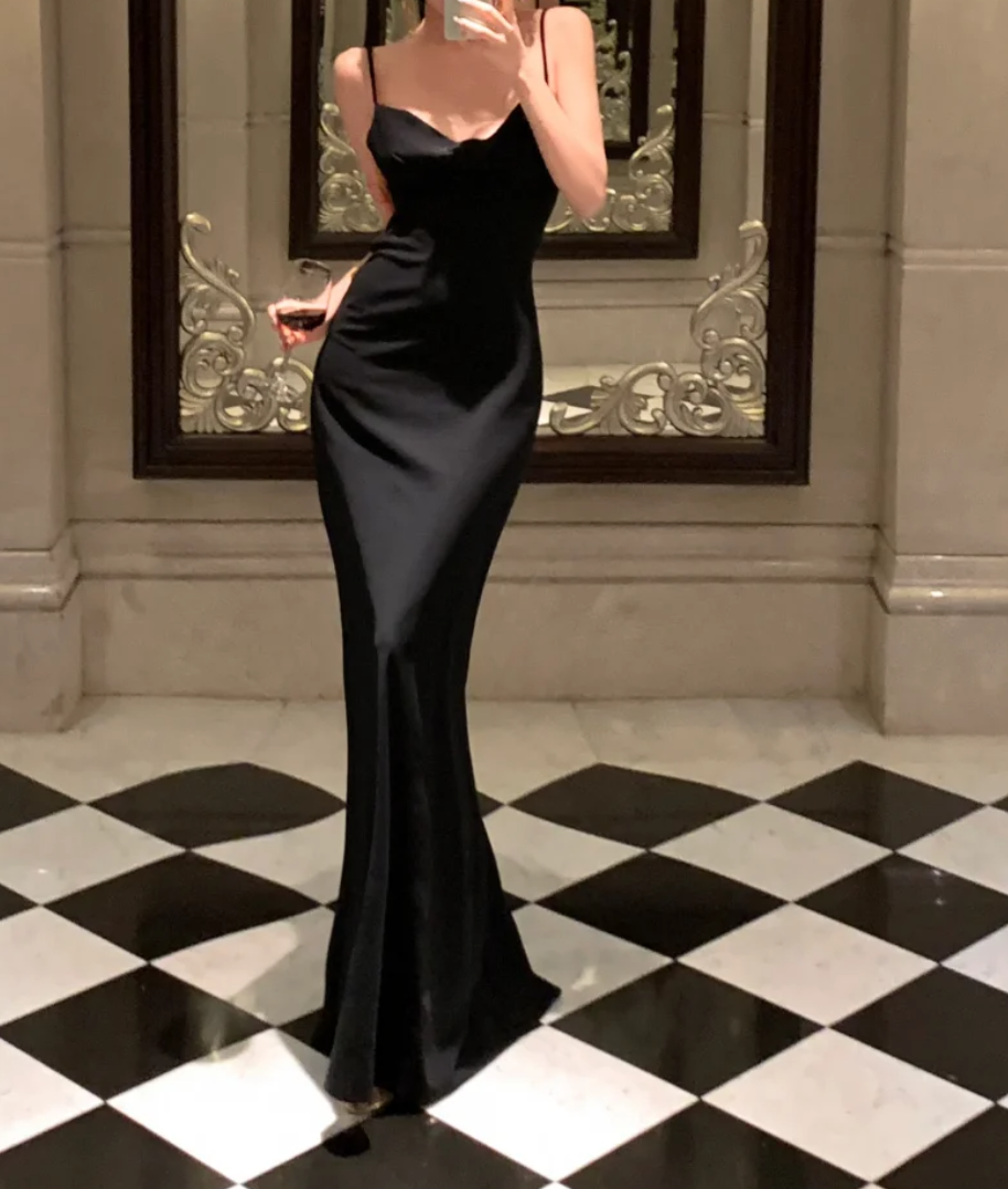 Chic Spaghetti Strap Black Prom Dress Backless Mermaid Formal Dress GG6968