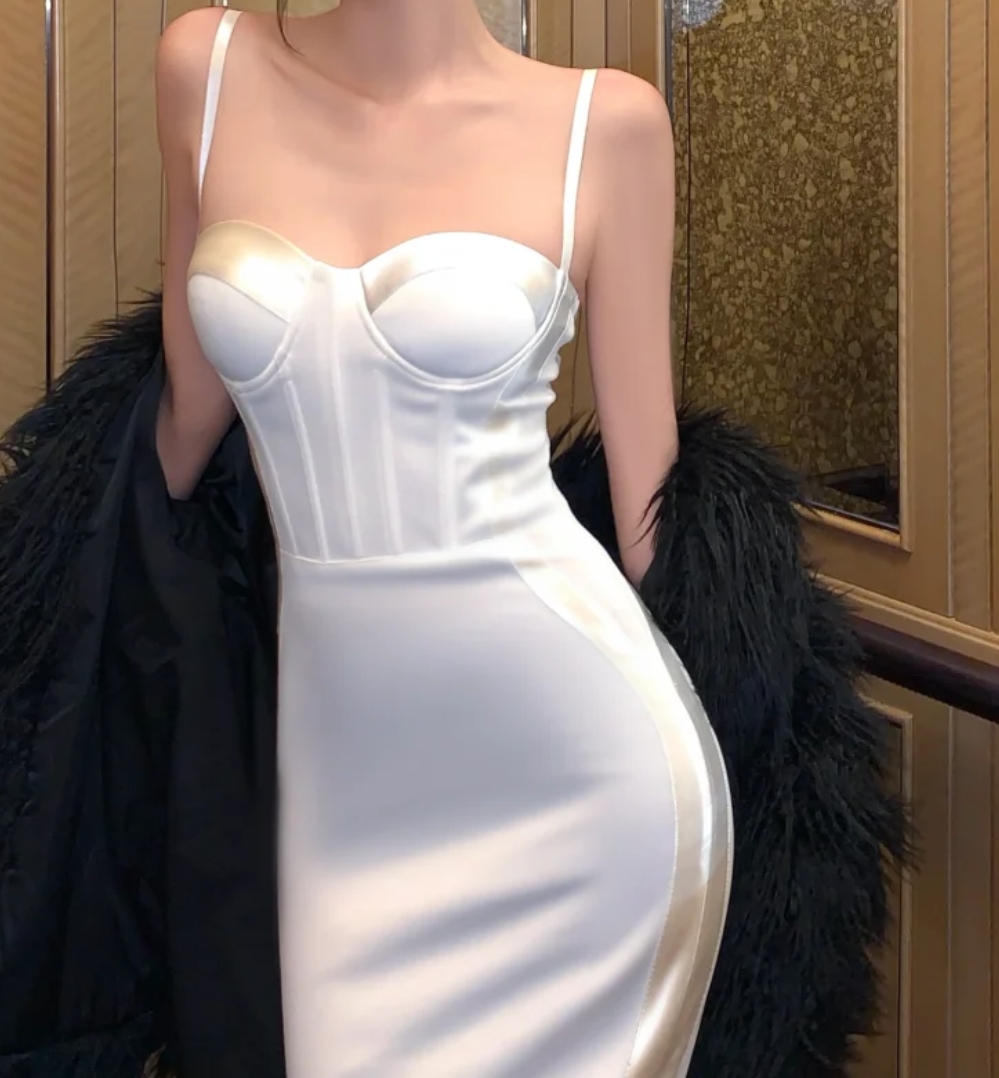 Elegant Spaghetti Straps Homecoming Dress White Satin Sheath Birthday Dress GG7004